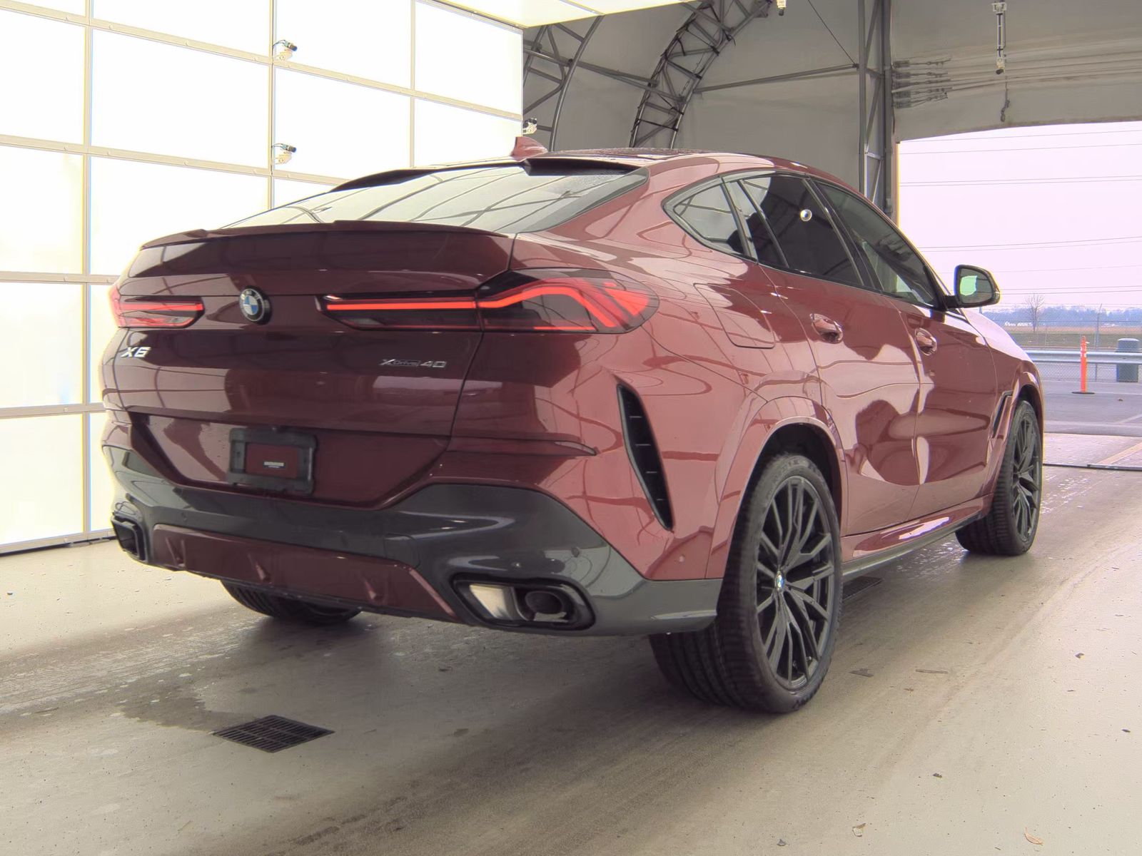 2023 BMW X6 xDrive40i AWD