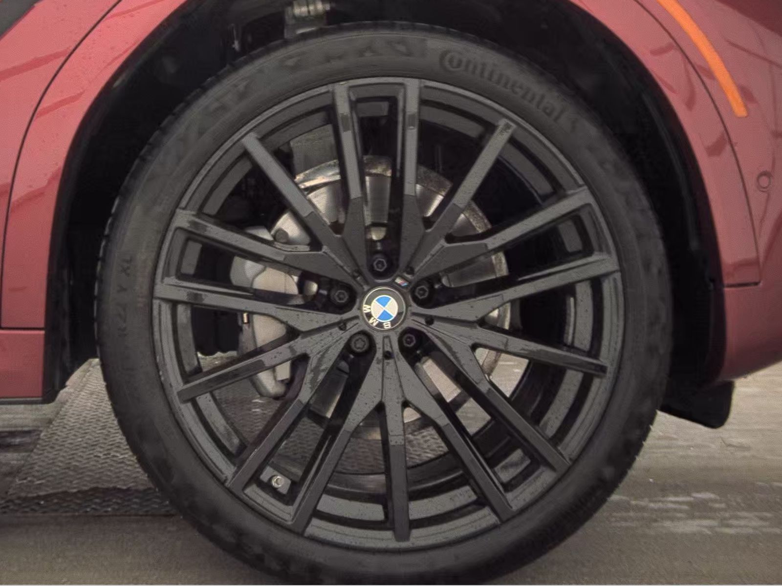 2023 BMW X6 xDrive40i AWD