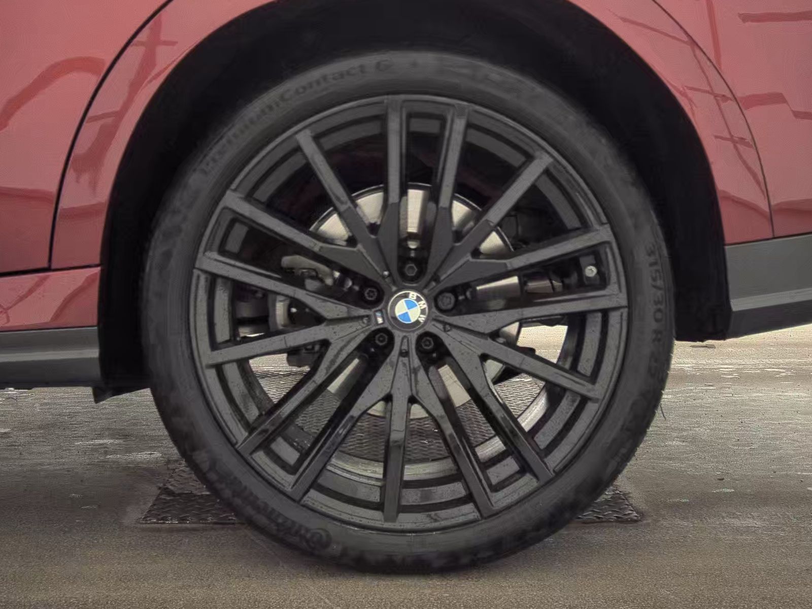 2023 BMW X6 xDrive40i AWD