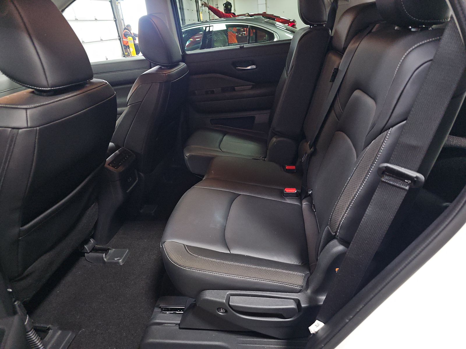 2024 Nissan Pathfinder SL AWD