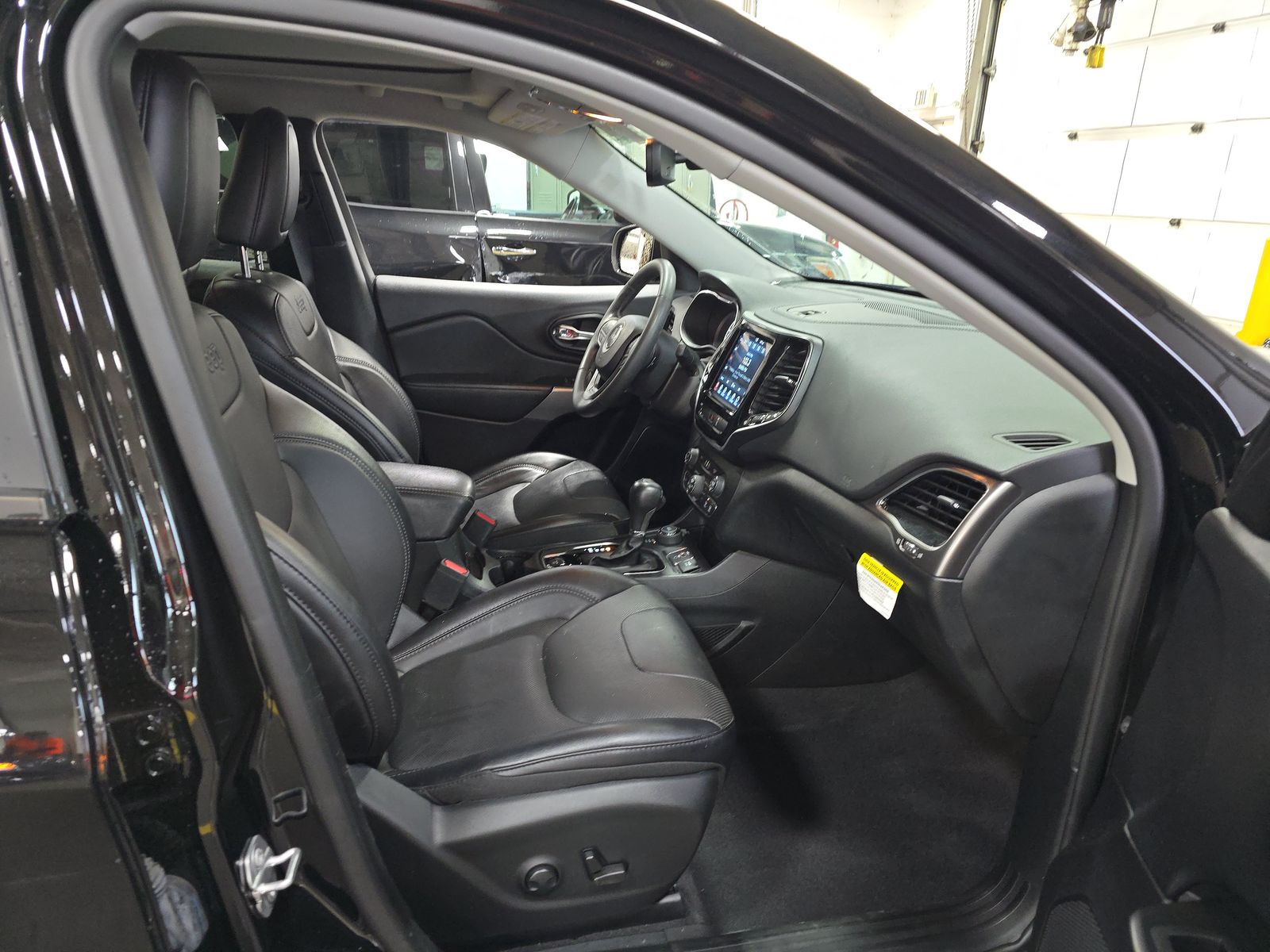 2022 Jeep Cherokee Limited AWD