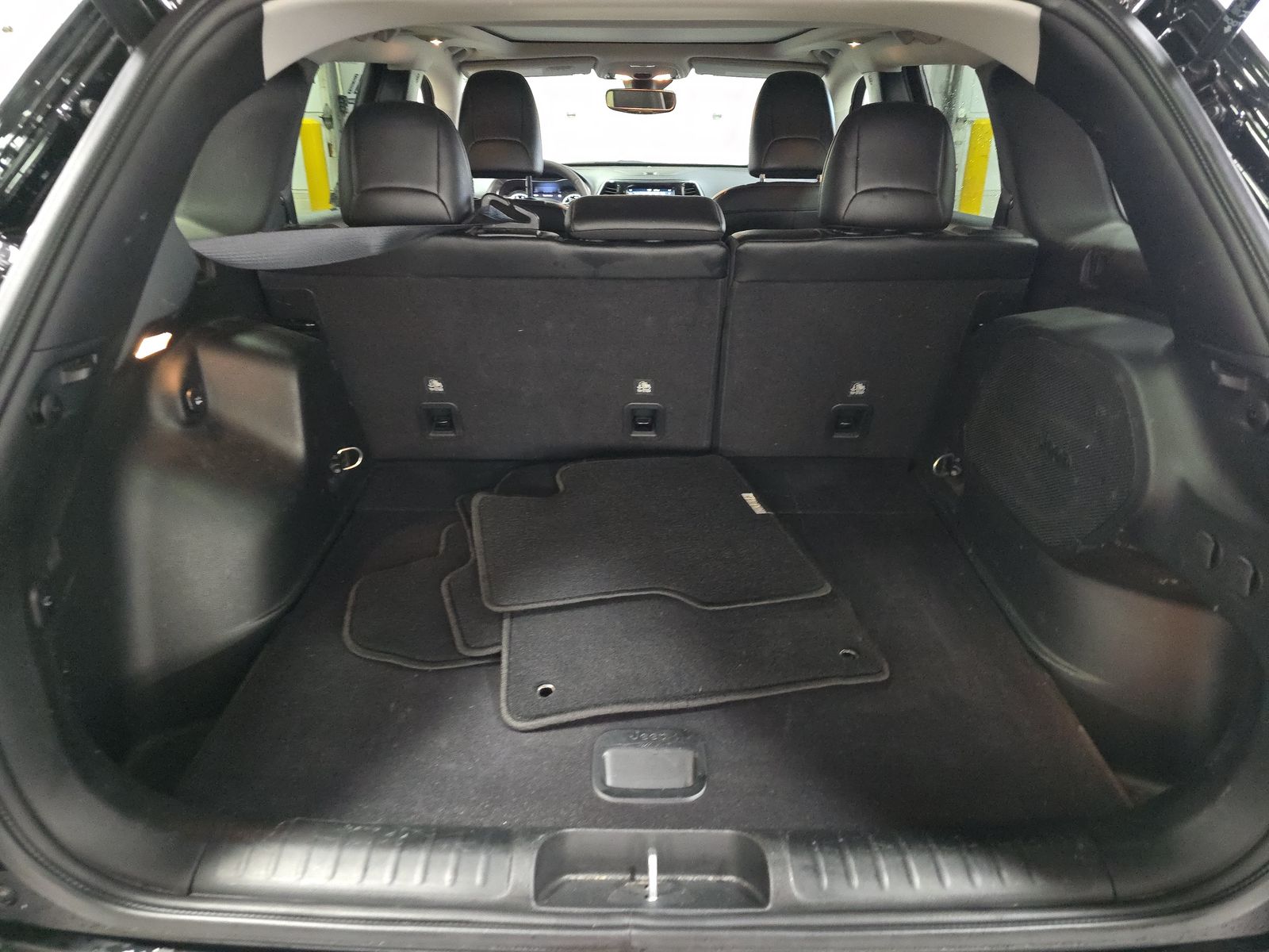 2022 Jeep Cherokee Limited AWD