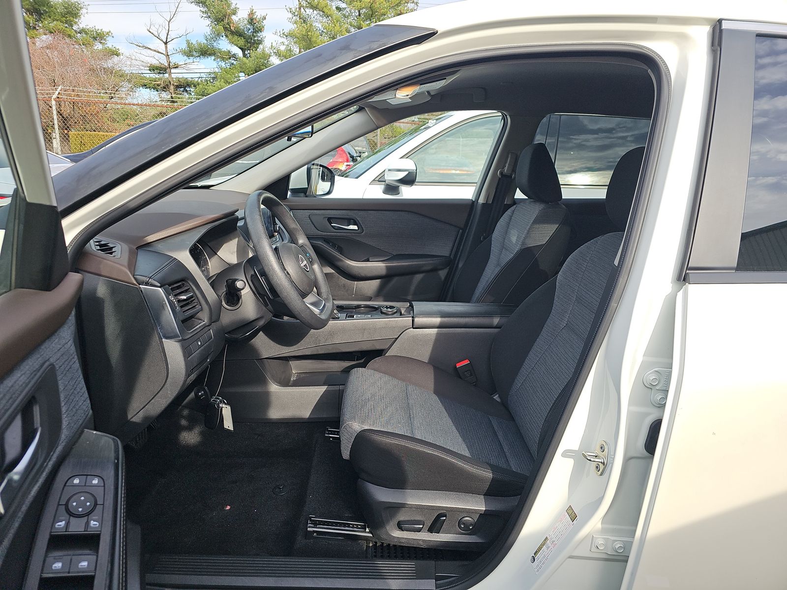 2023 Nissan Rogue SV AWD