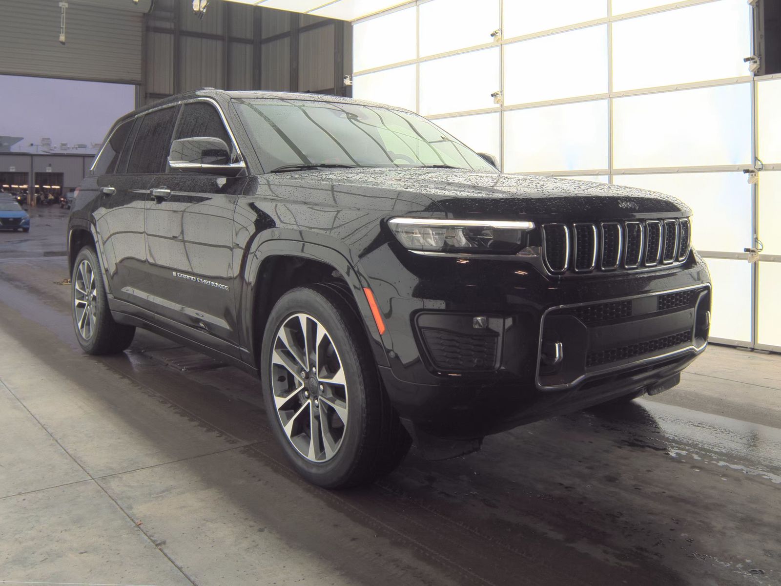 2022 Jeep Grand Cherokee Overland AWD
