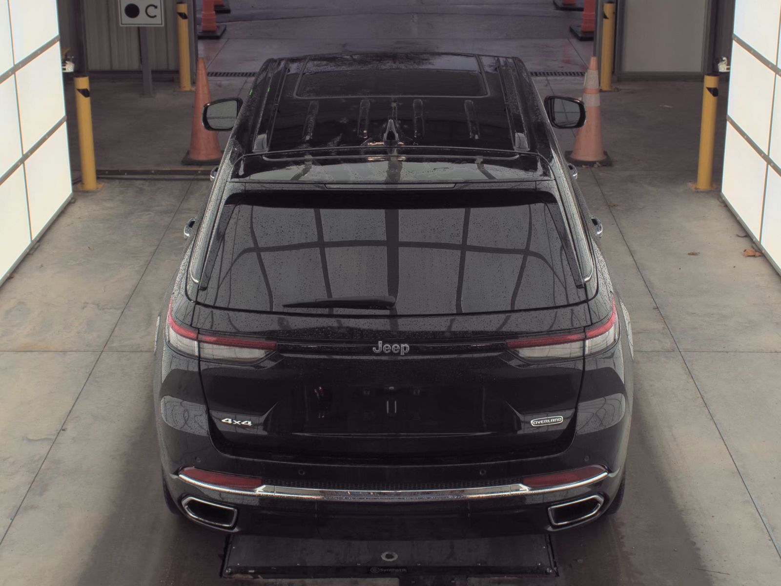 2022 Jeep Grand Cherokee Overland AWD