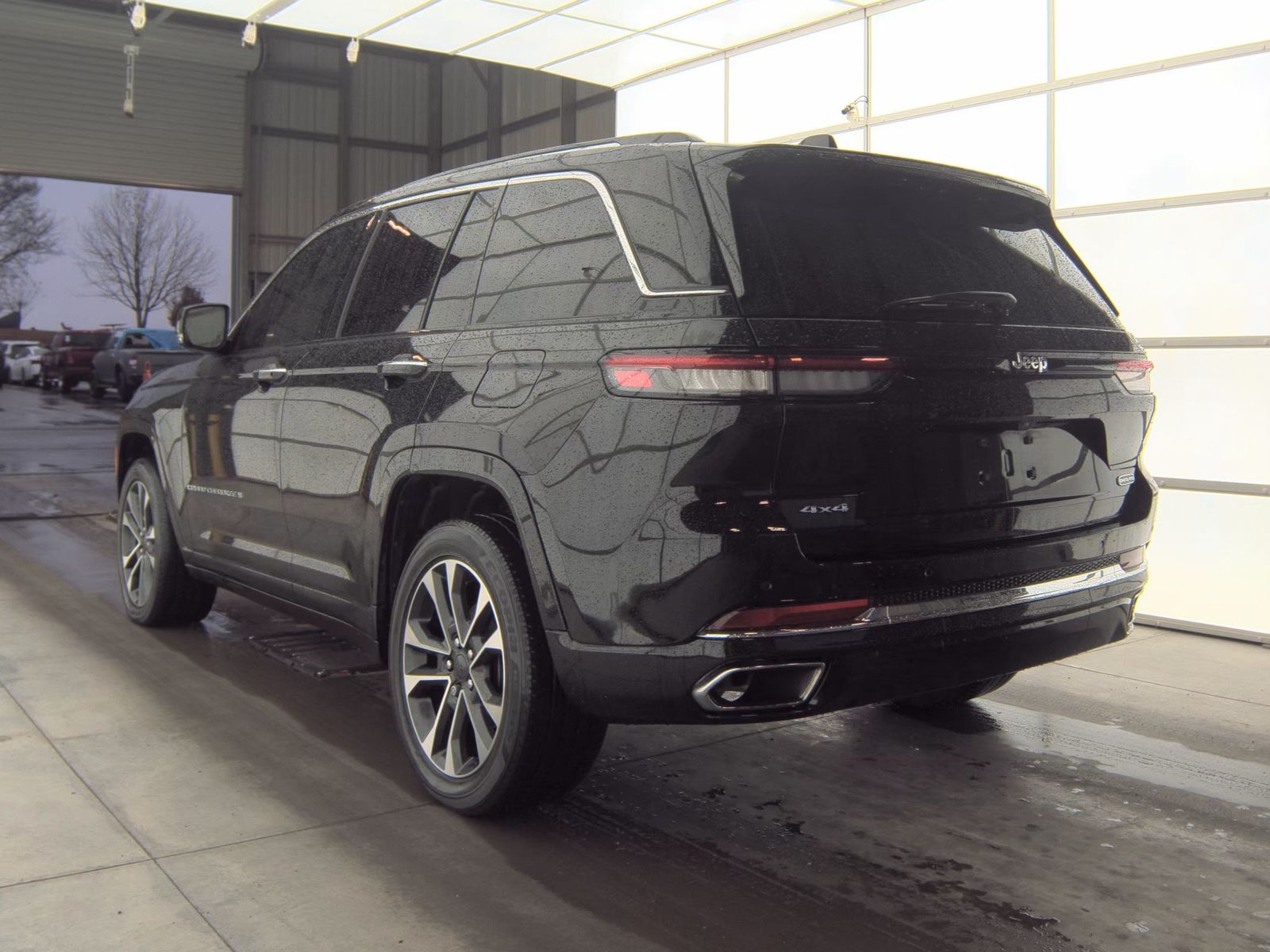 2022 Jeep Grand Cherokee Overland AWD