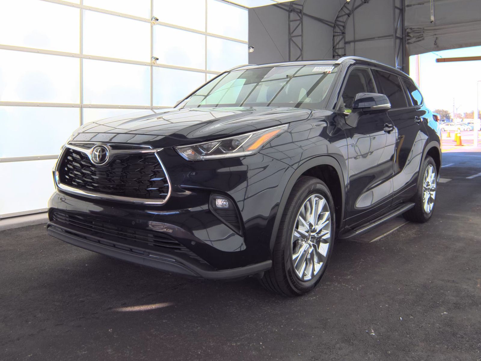 2023 Toyota Highlander Limited FWD