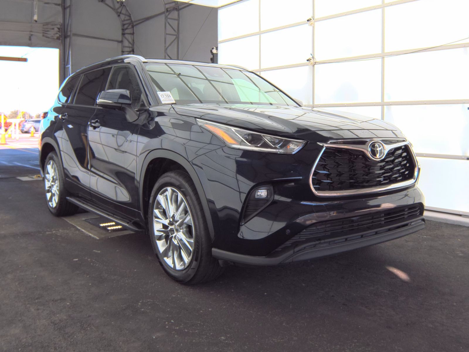 2023 Toyota Highlander Limited FWD