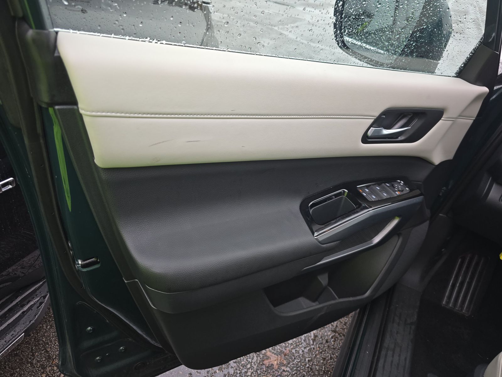 2024 Nissan Pathfinder SL FWD