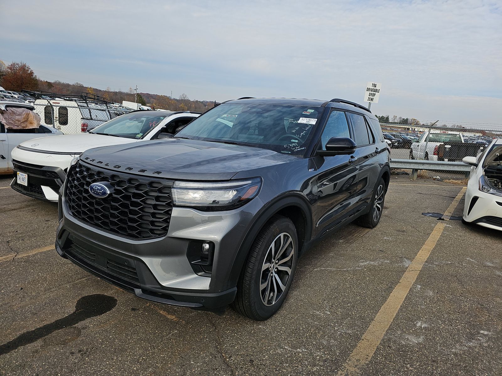 2025 Ford Explorer ST-Line AWD