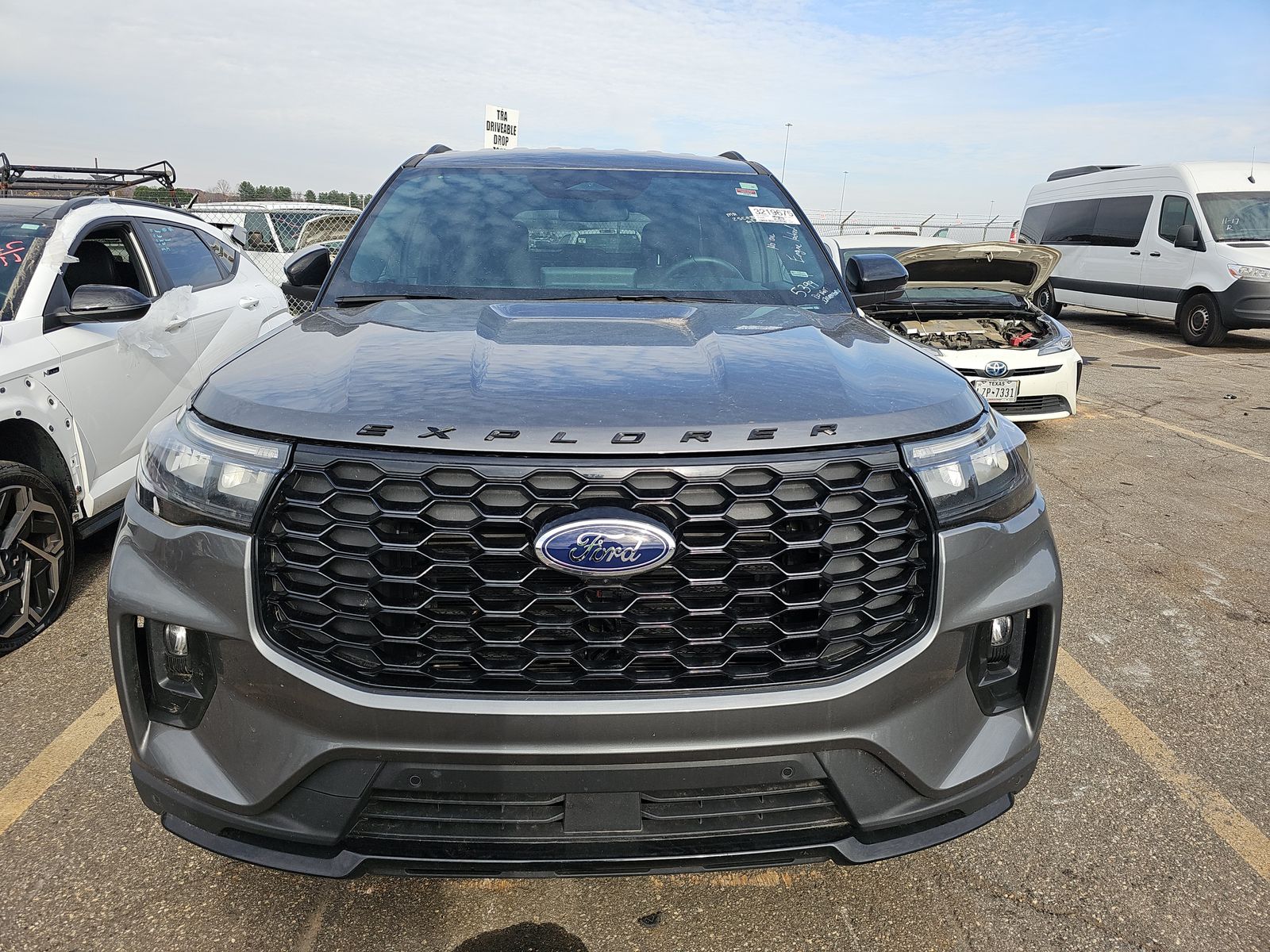 2025 Ford Explorer ST-Line AWD