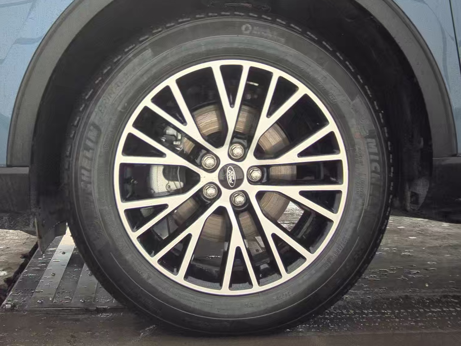 2025 Ford Escape Plug-In Hybrid FWD