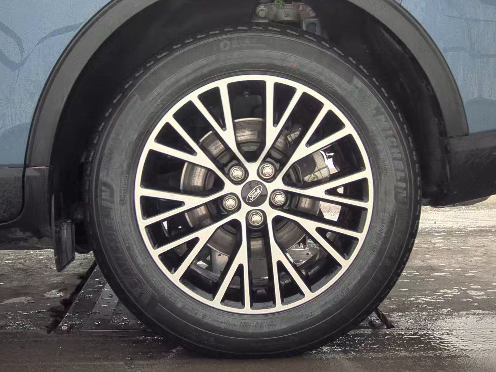 2025 Ford Escape Plug-In Hybrid FWD