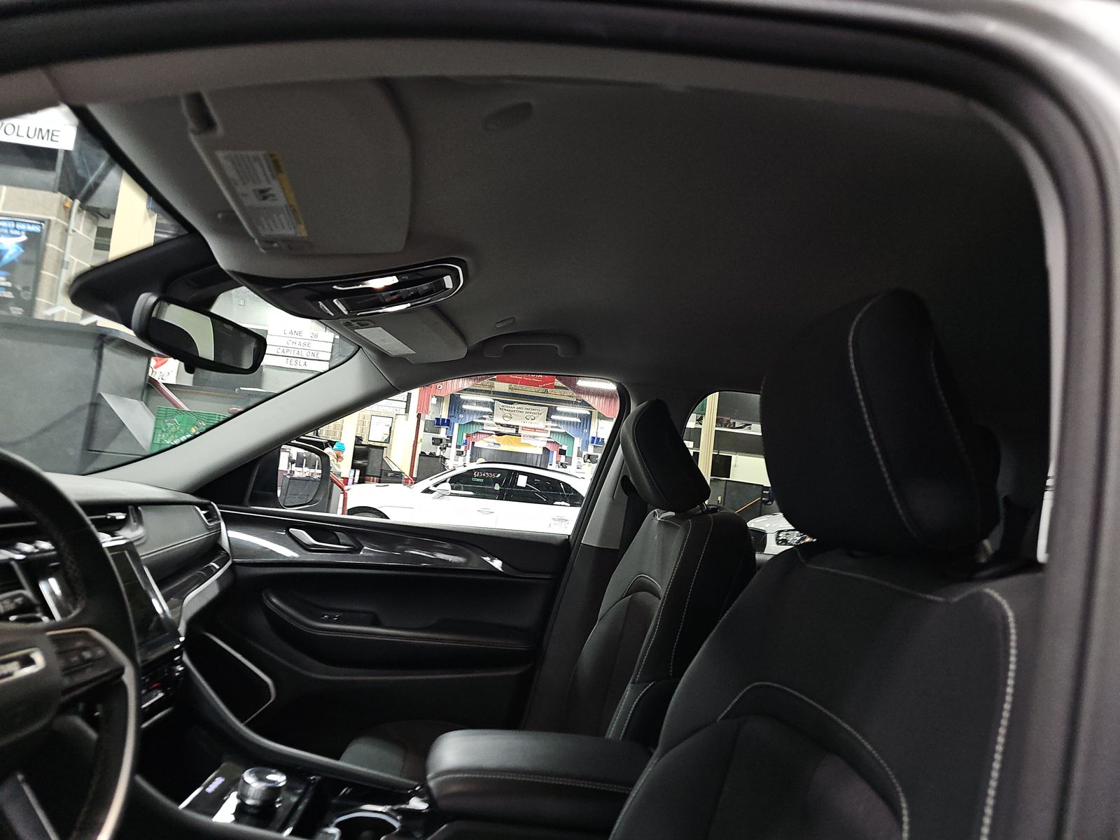 2022 Jeep Grand Cherokee Laredo AWD