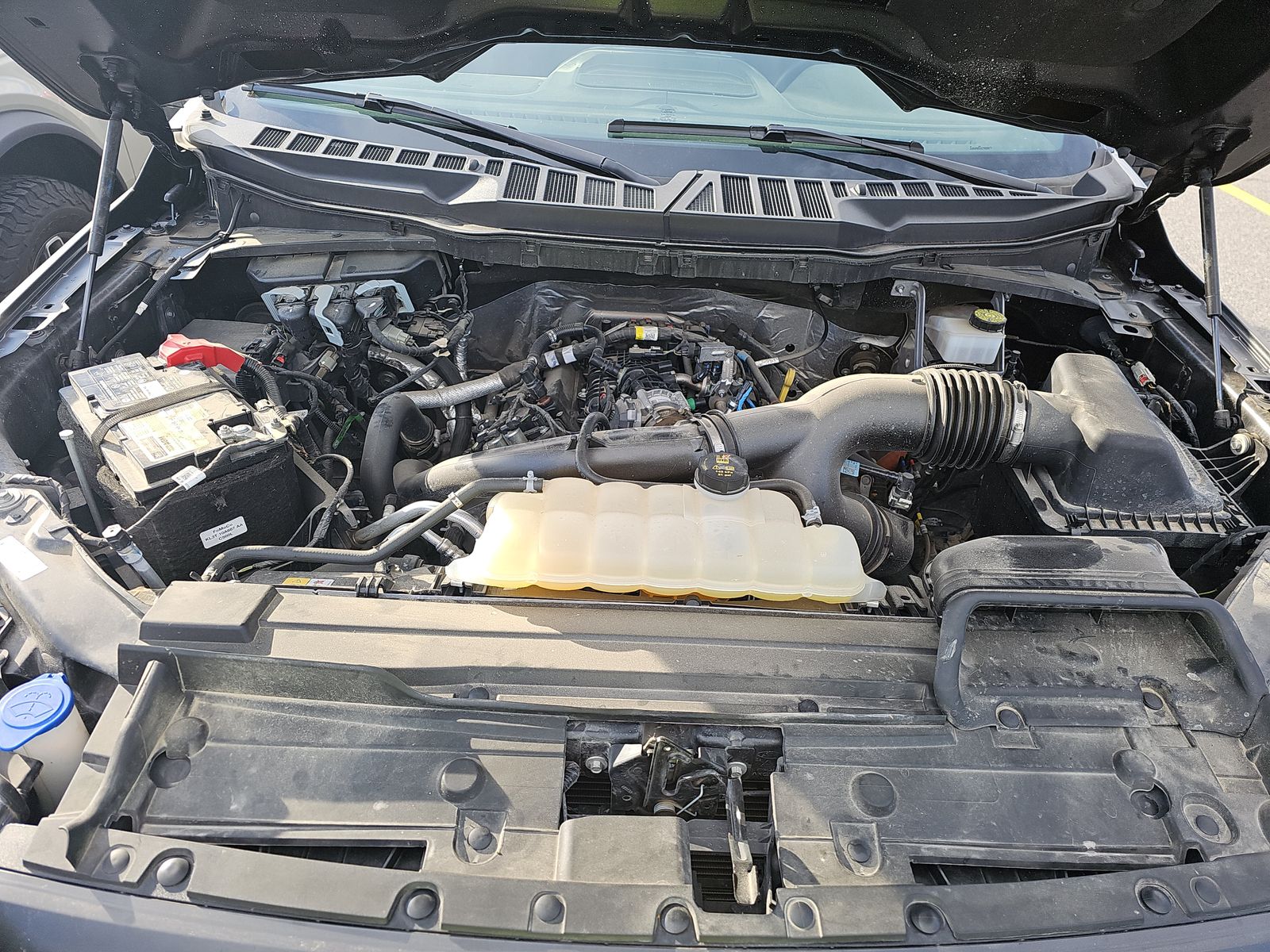 2023 Ford F-150 XLT AWD