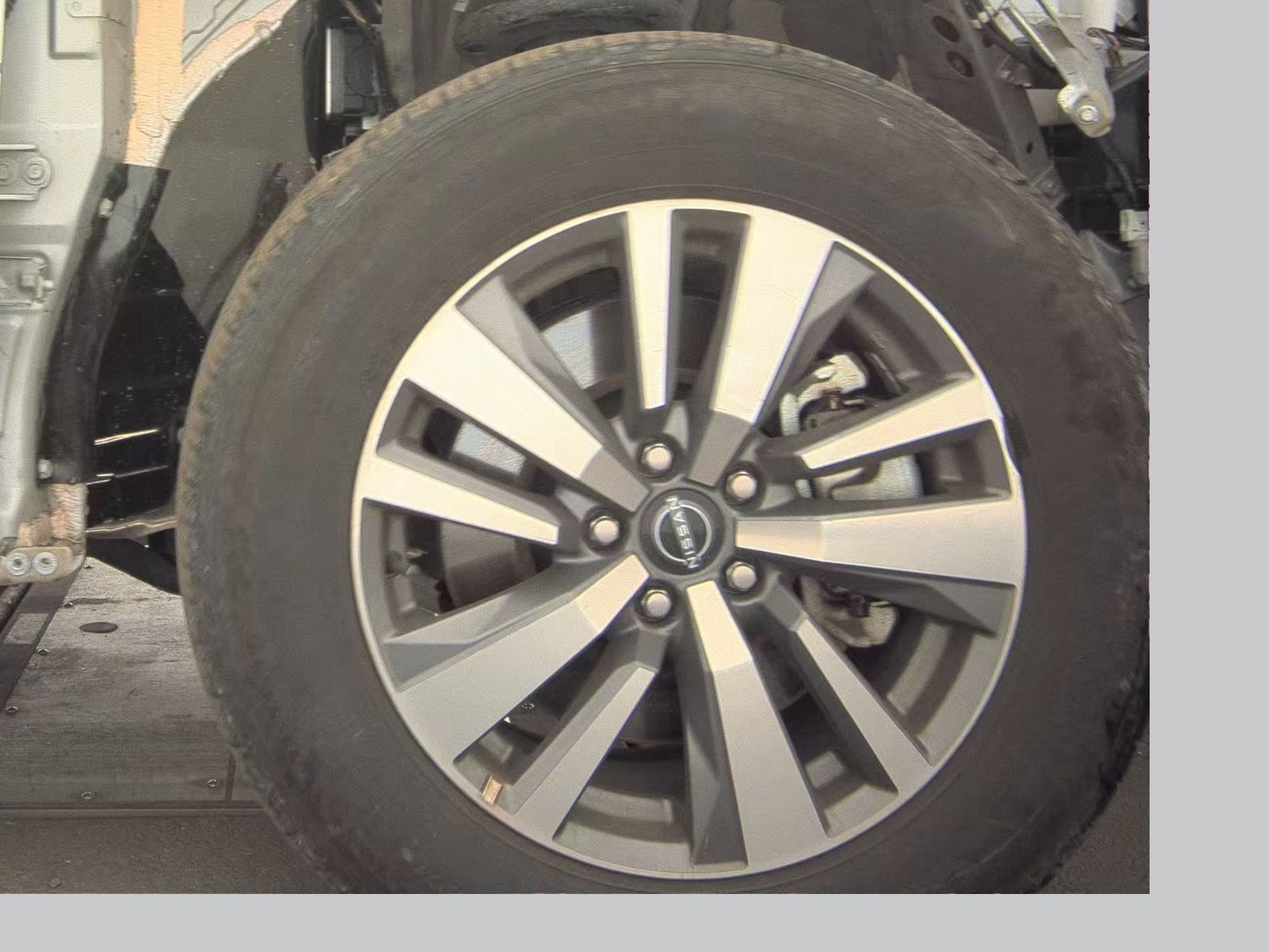 2025 Nissan Pathfinder SL FWD