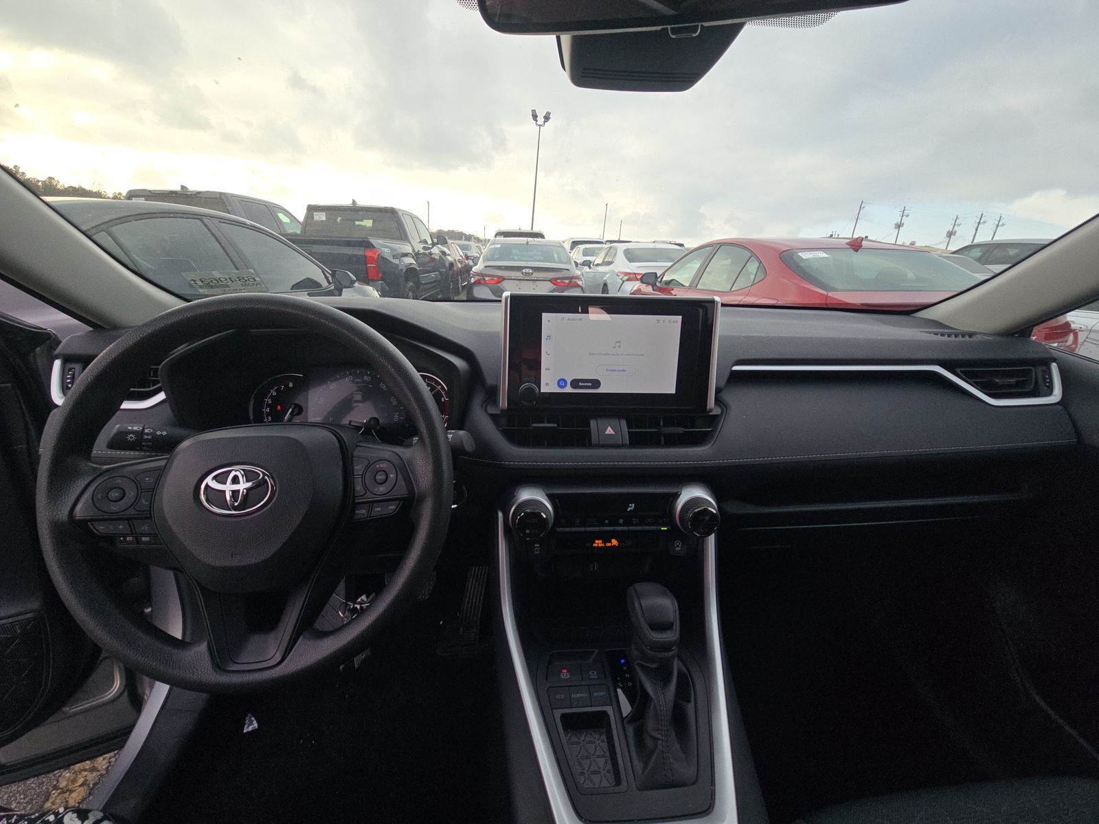 2024 Toyota RAV4 XLE FWD