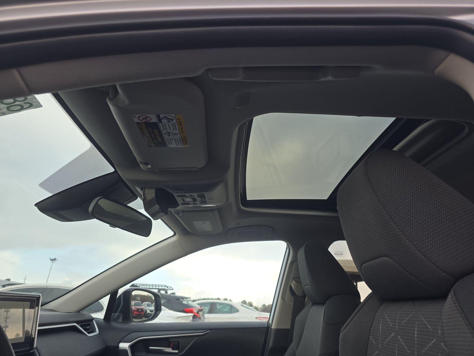 2024 Toyota RAV4 XLE FWD