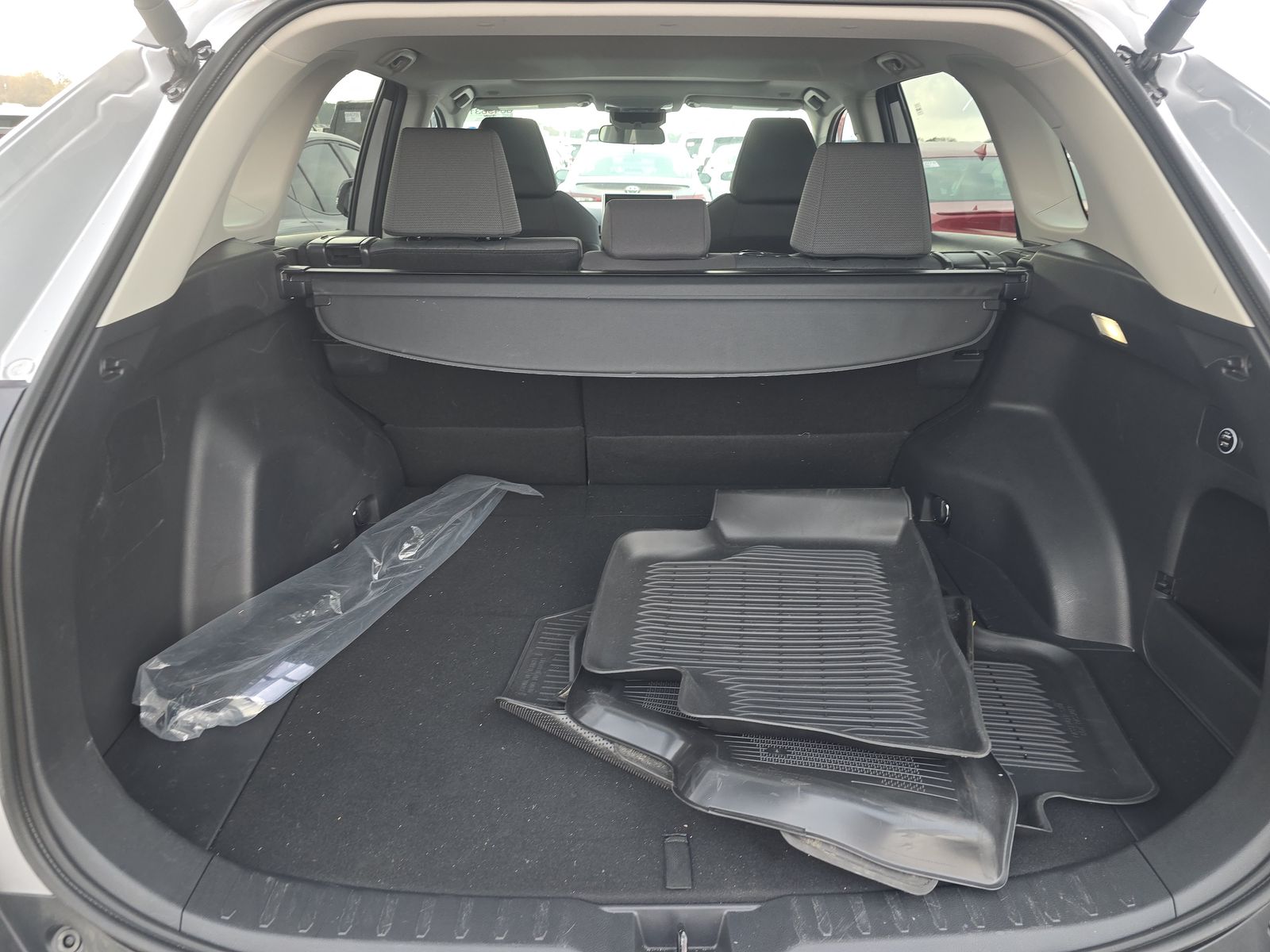 2024 Toyota RAV4 XLE FWD