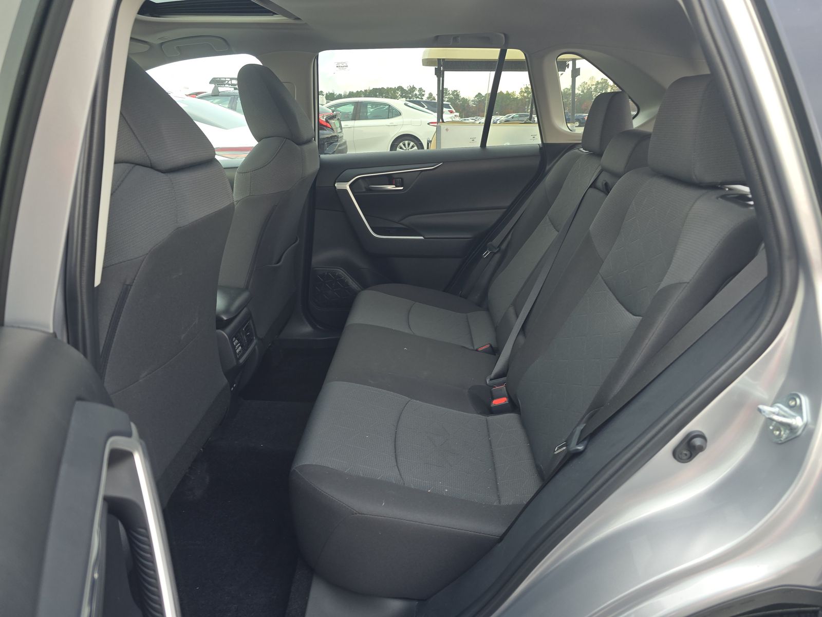 2024 Toyota RAV4 XLE FWD