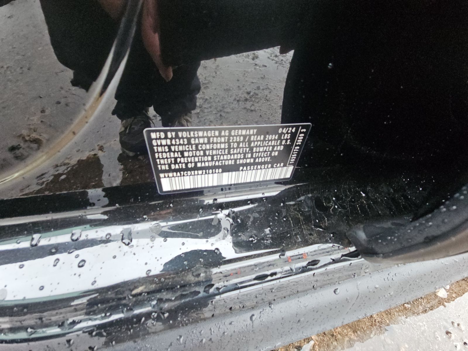 2024 Volkswagen Golf GTI 2.0T SE FWD