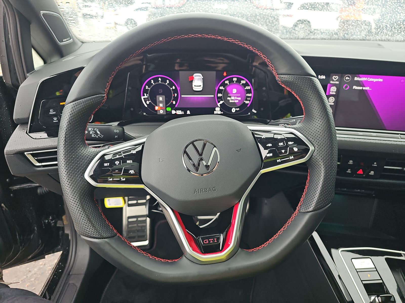 2024 Volkswagen Golf GTI 2.0T SE FWD