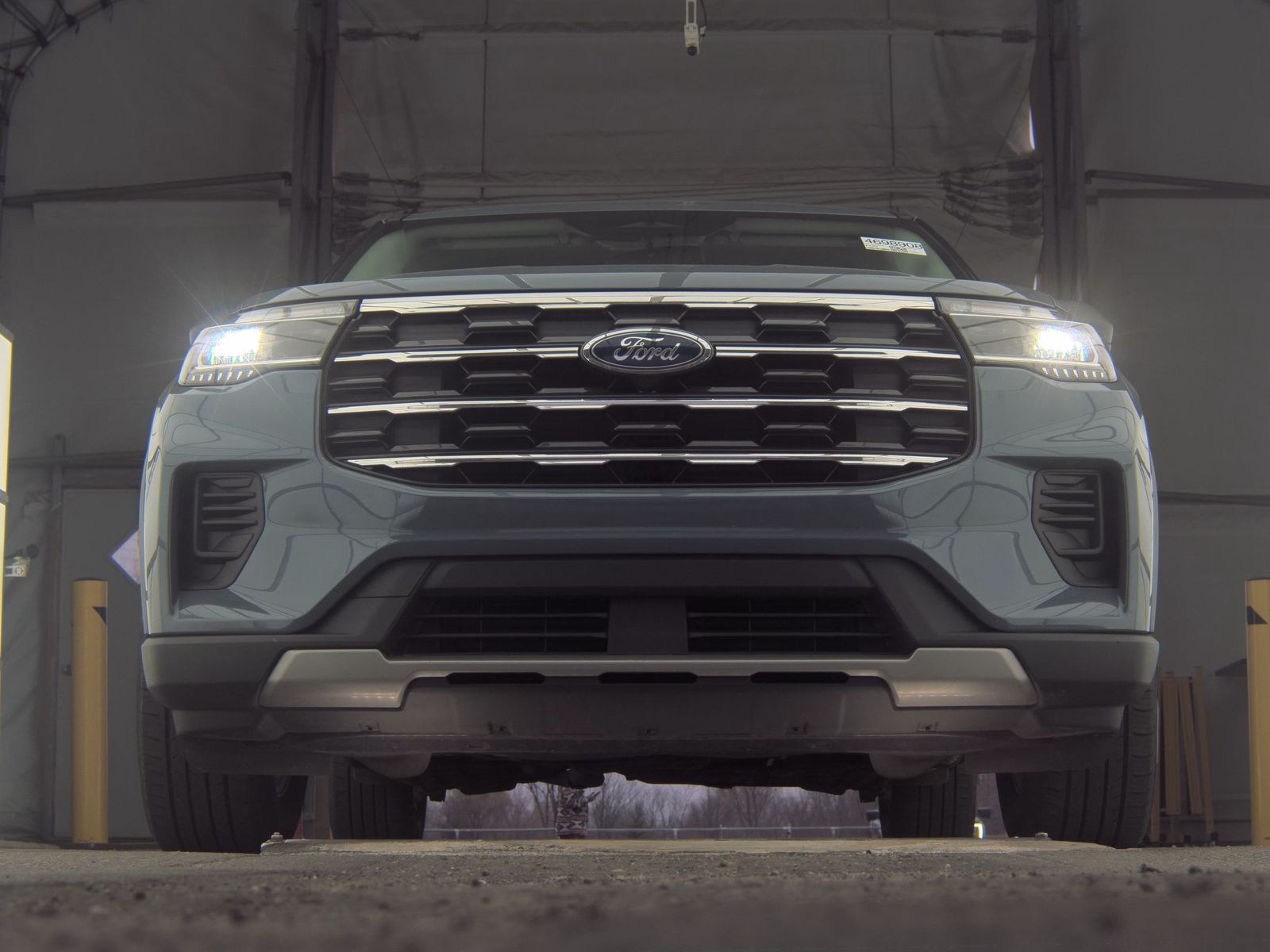 2025 Ford Explorer Active AWD