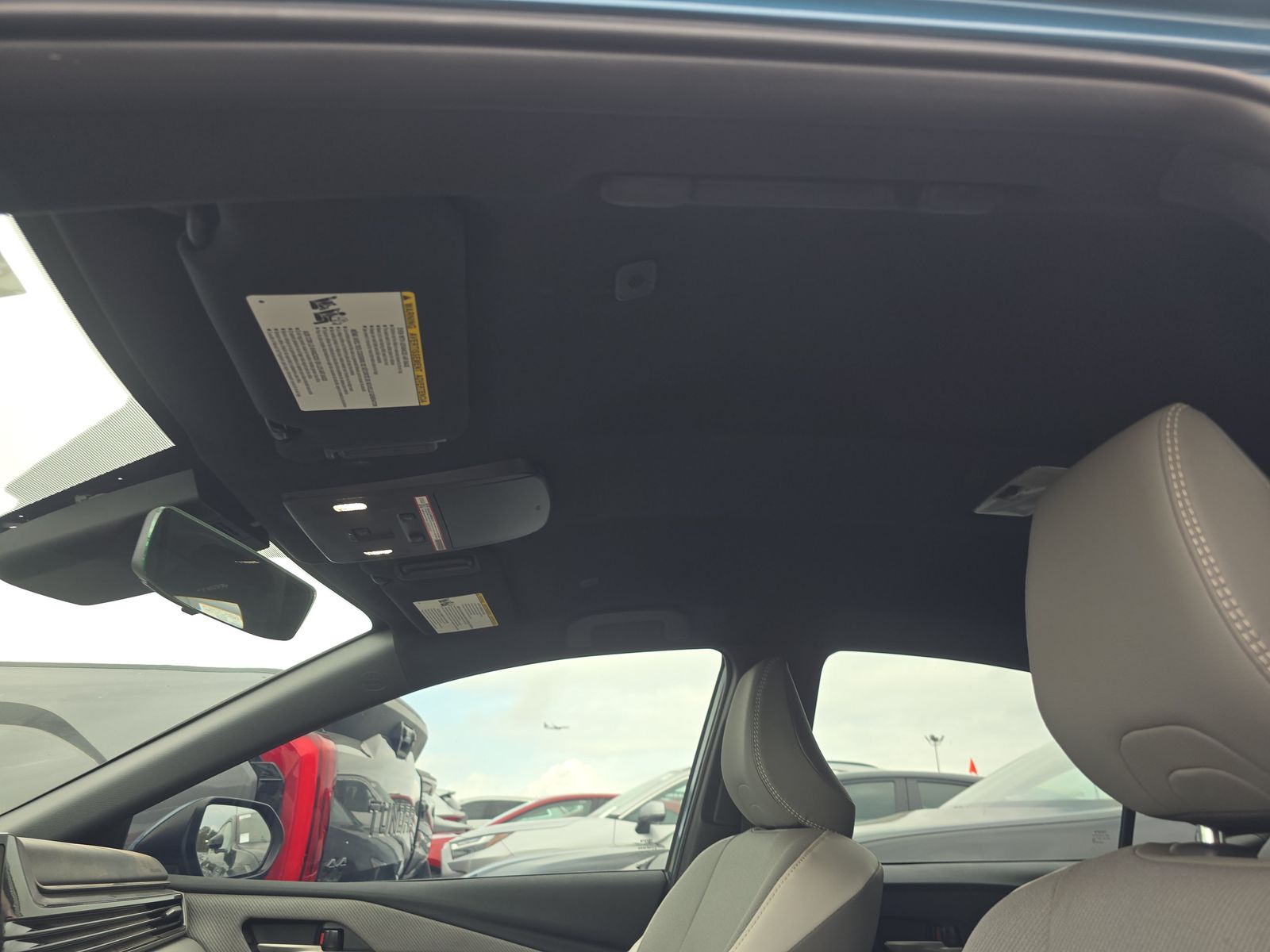 2025 Toyota Camry SE FWD