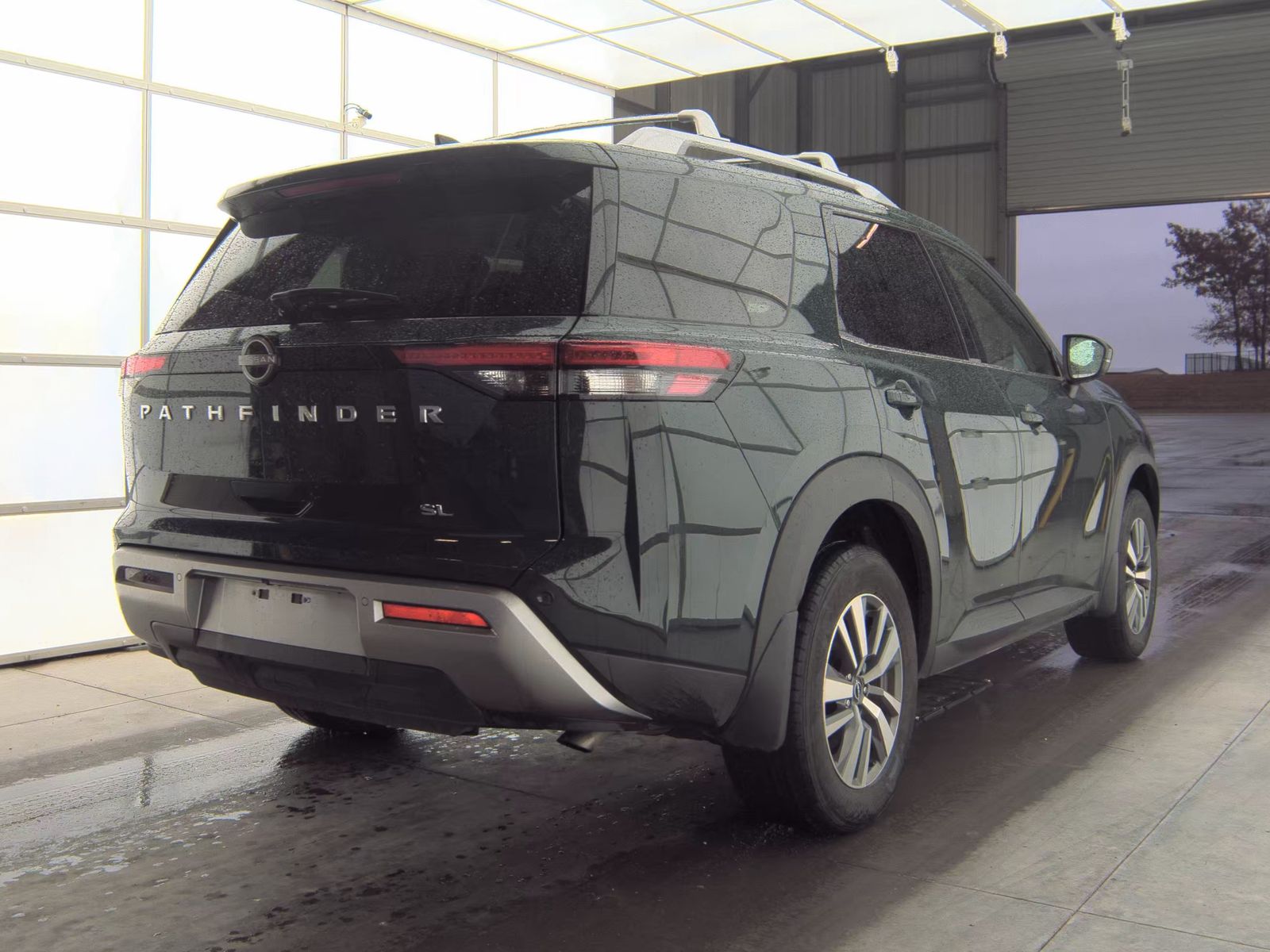 2024 Nissan Pathfinder SL FWD