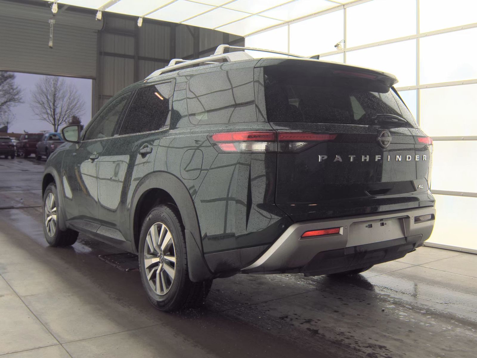 2024 Nissan Pathfinder SL FWD