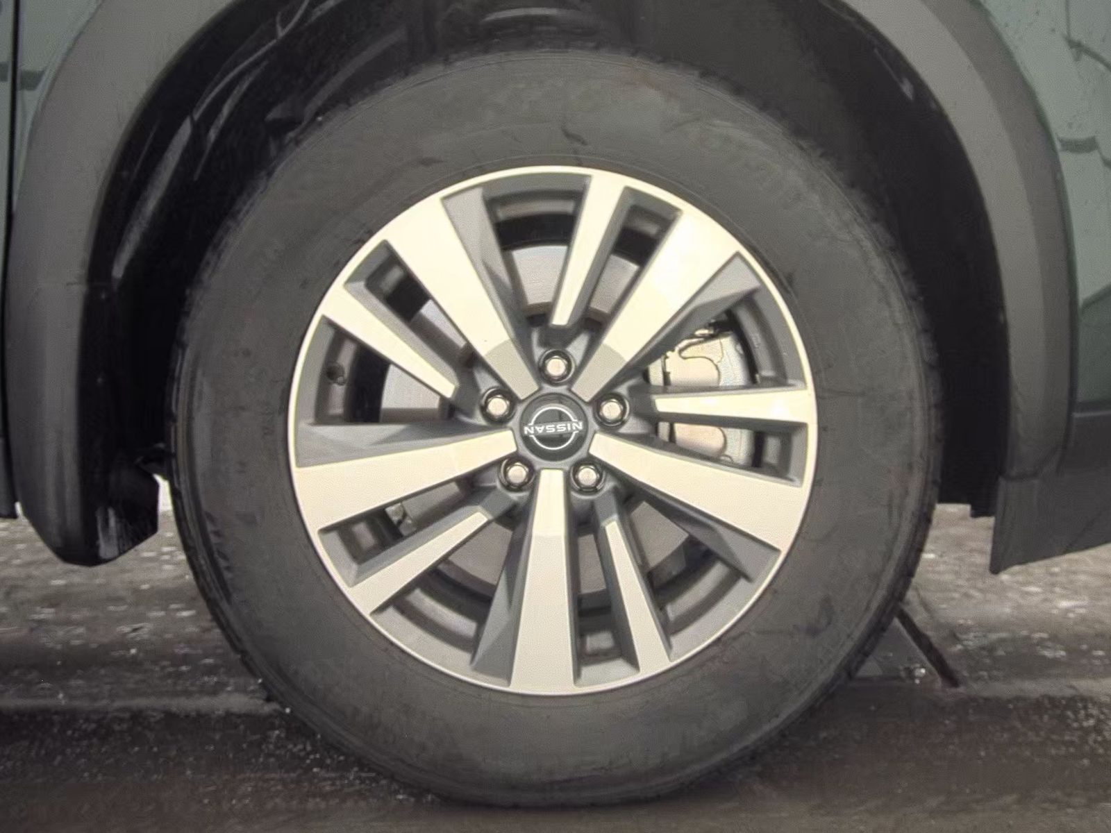 2024 Nissan Pathfinder SL FWD