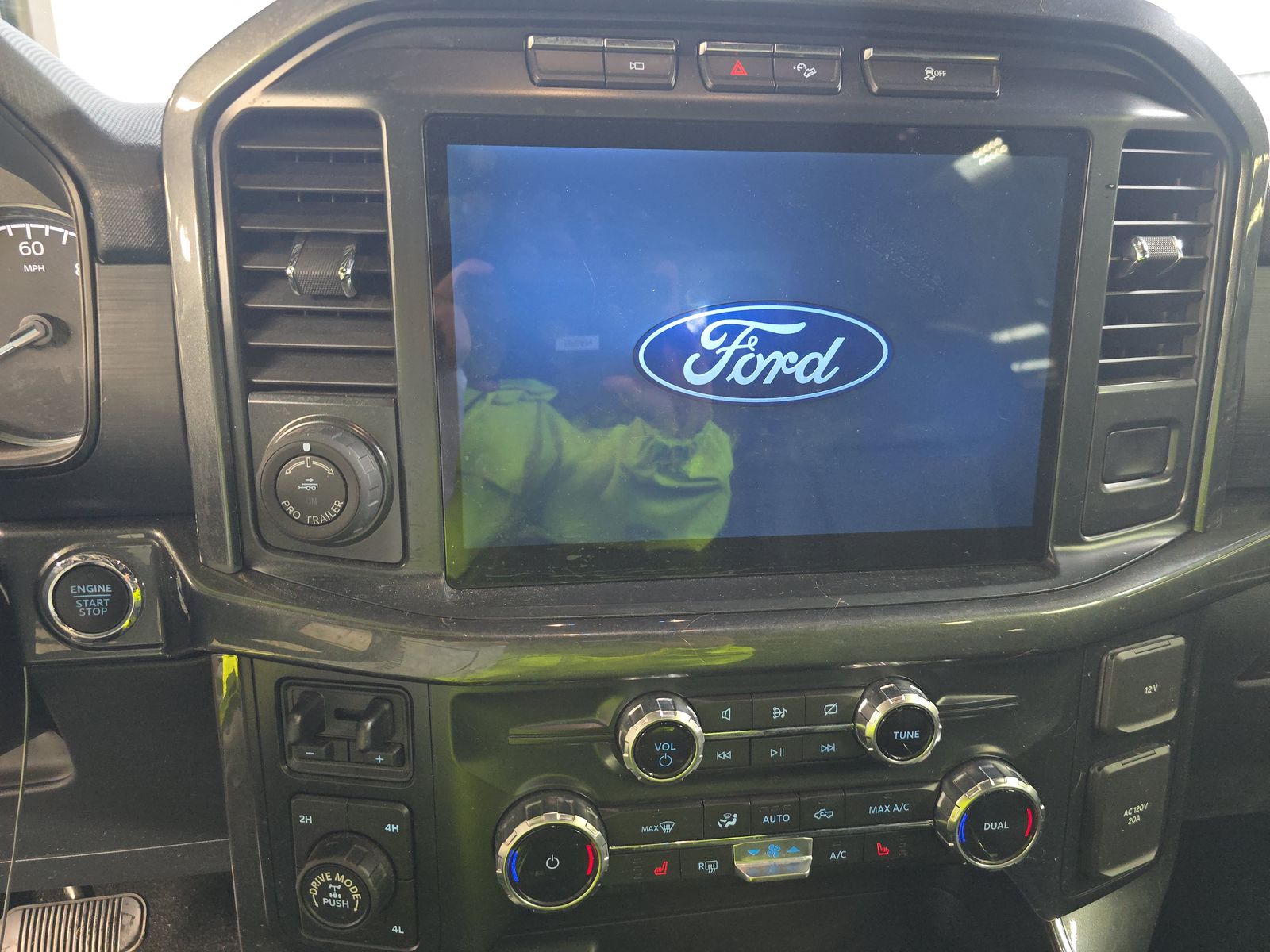 2022 Ford F-150 XLT AWD