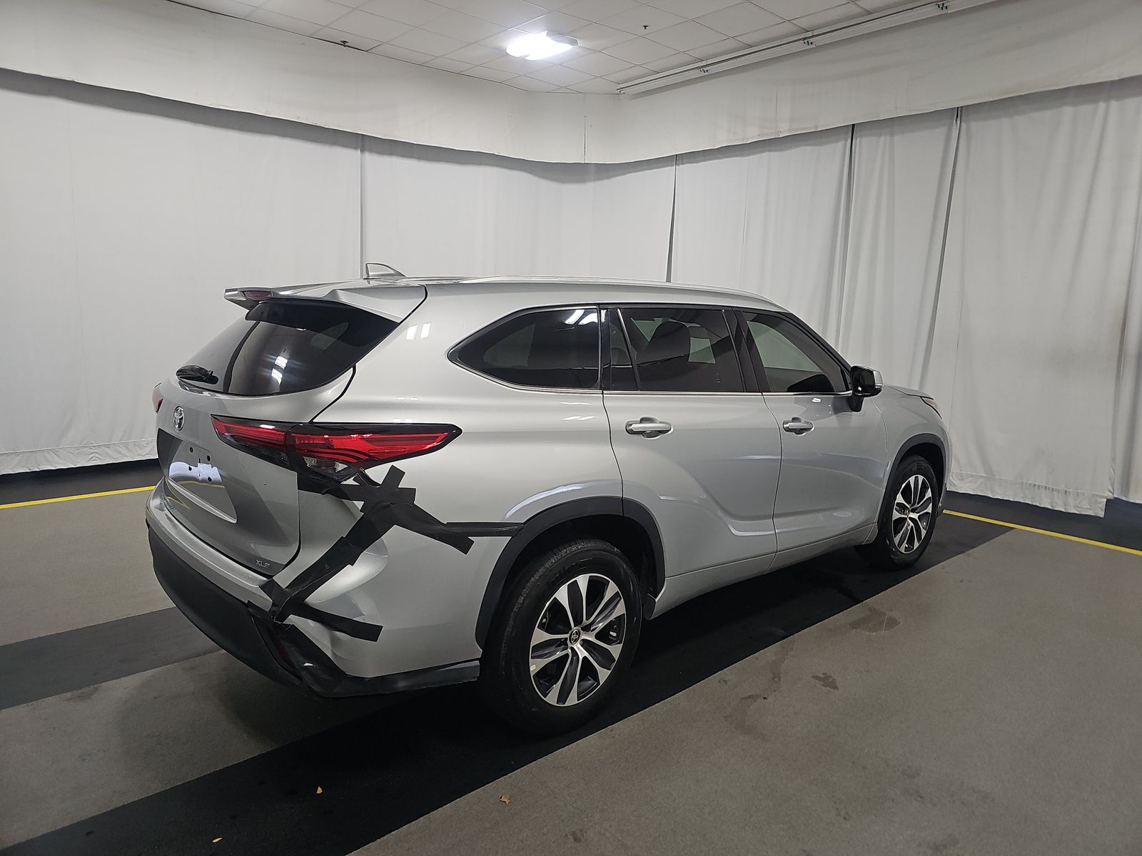 2022 Toyota Highlander XLE FWD