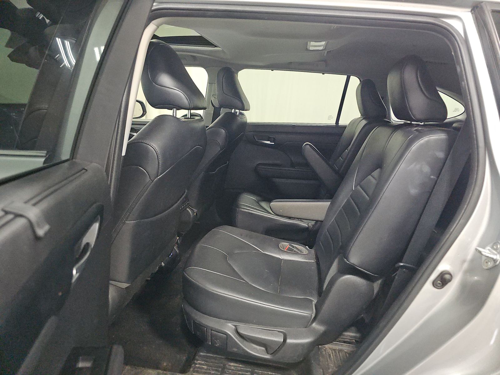 2022 Toyota Highlander XLE FWD