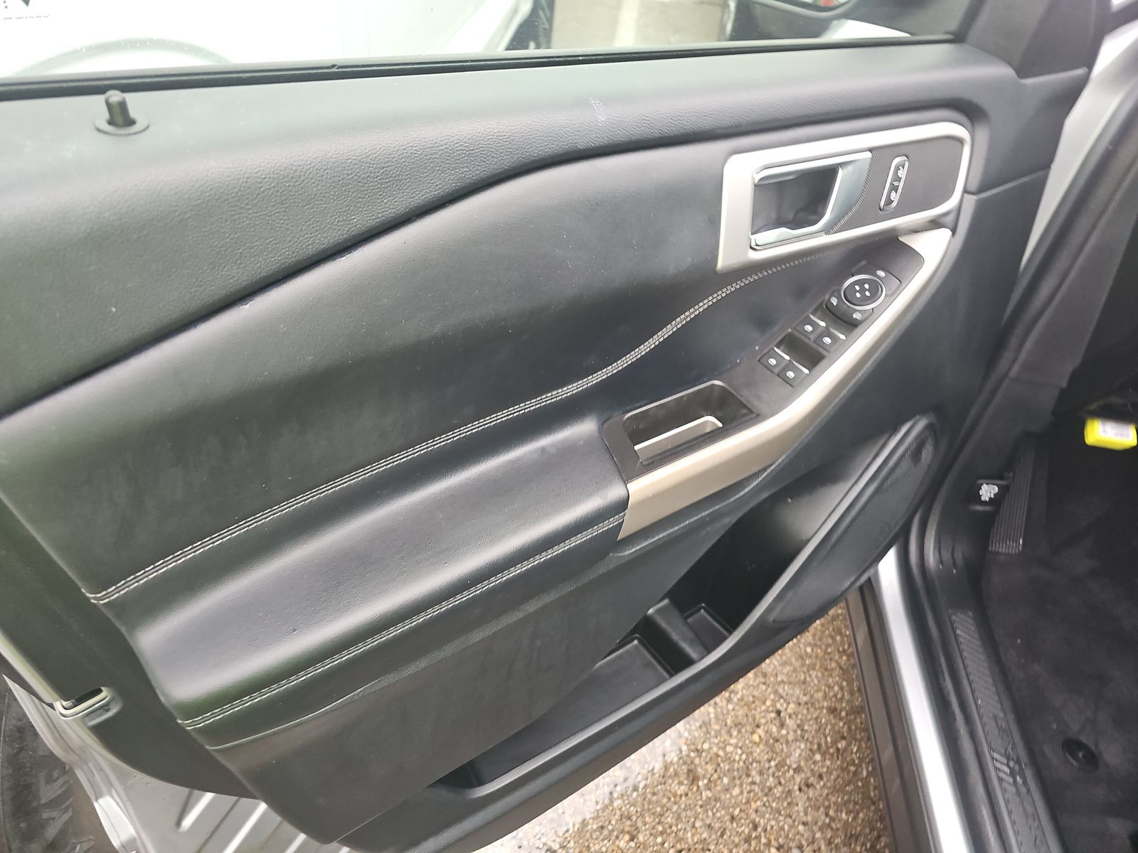 2022 Ford Explorer XLT FWD