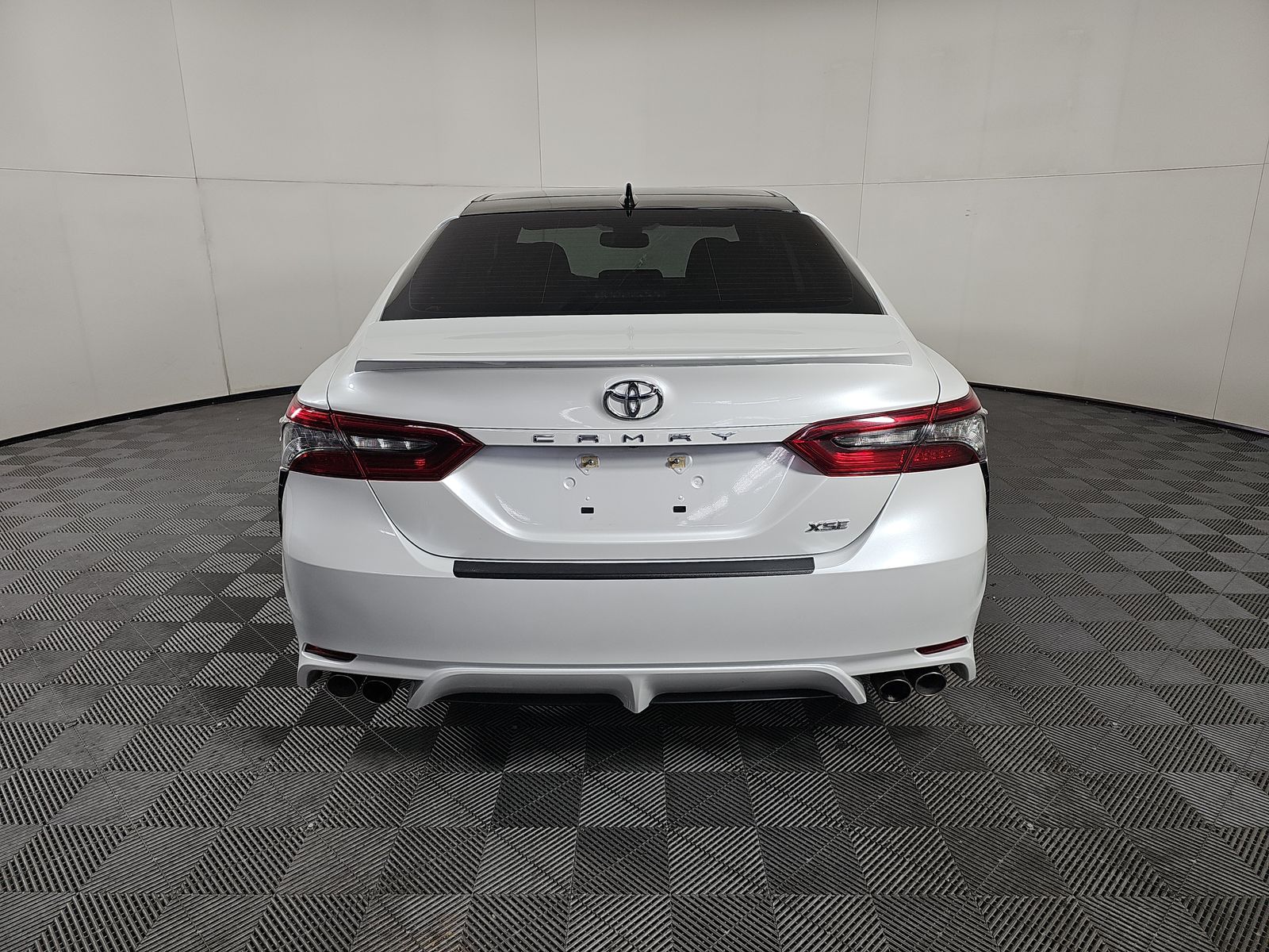 2022 Toyota Camry XSE FWD