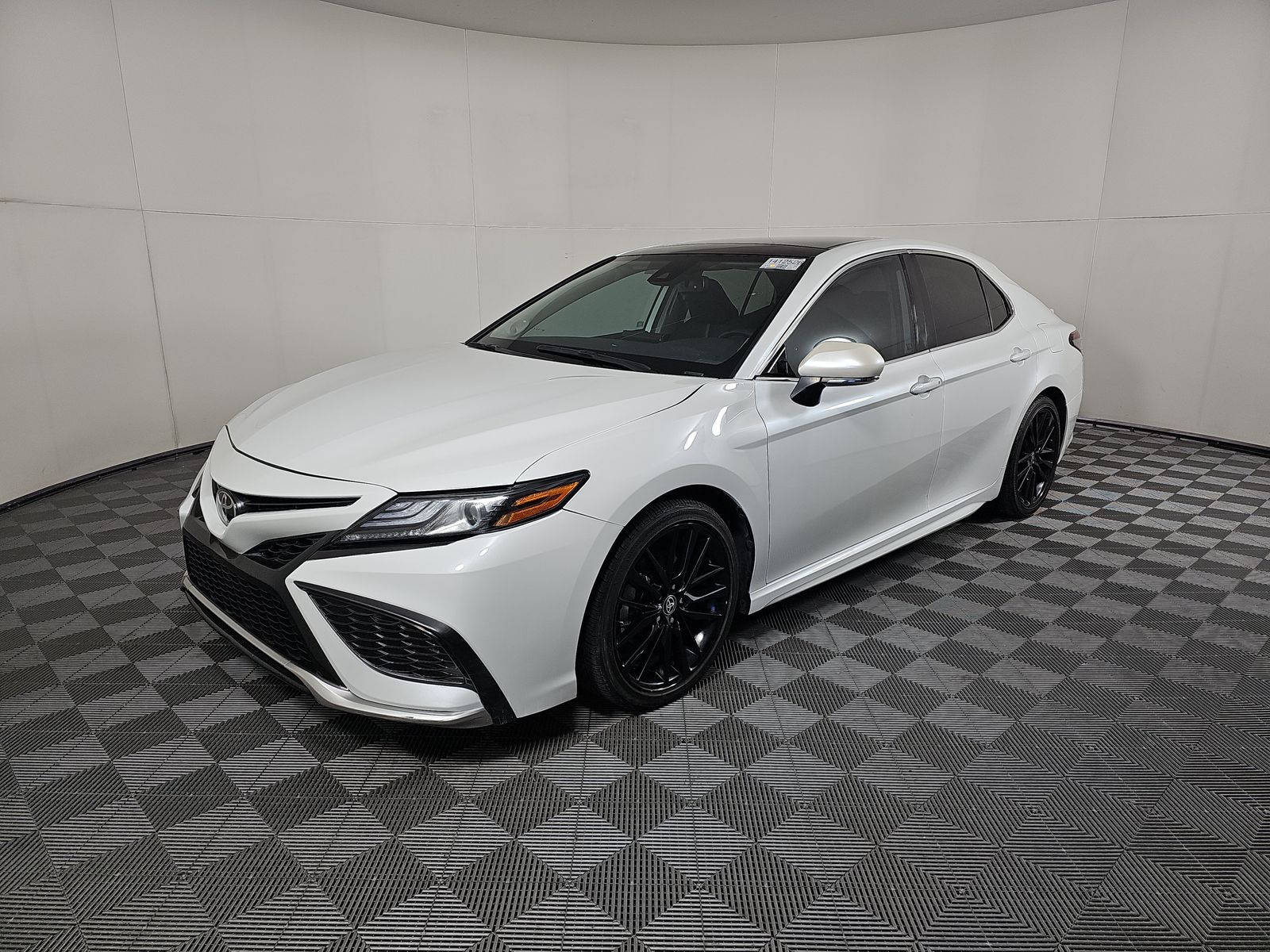 2022 Toyota Camry XSE FWD