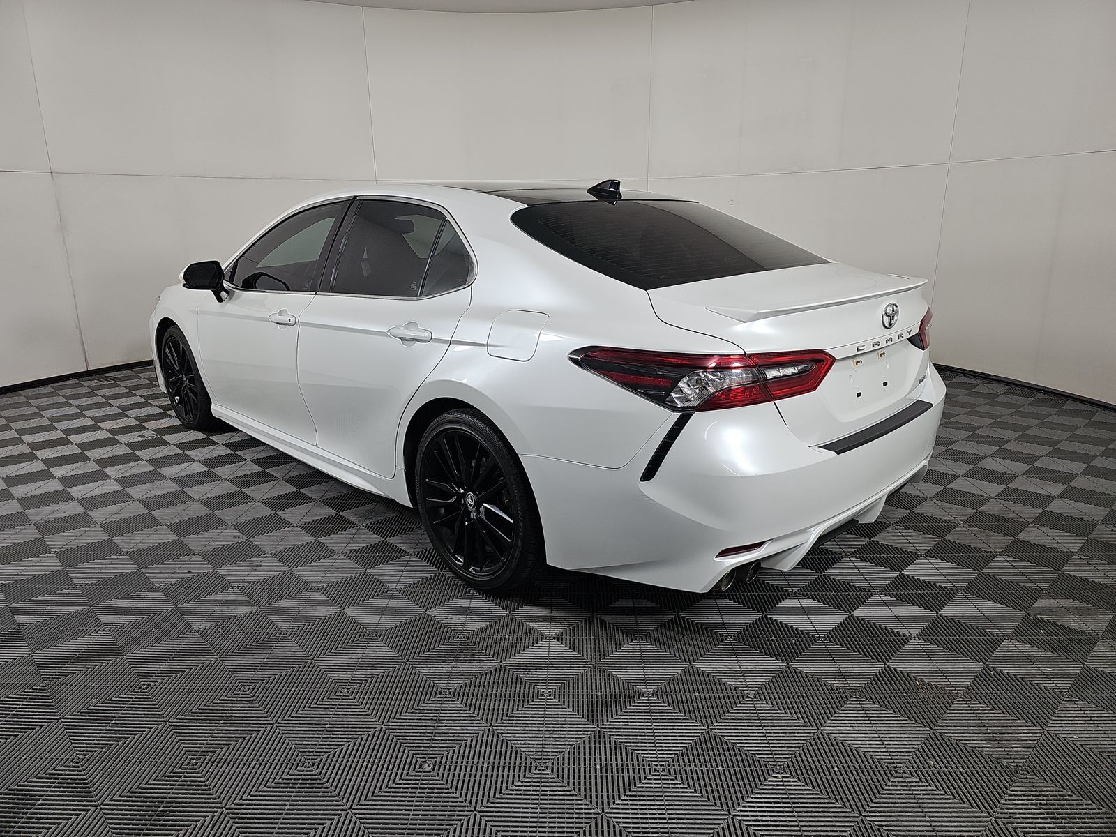 2022 Toyota Camry XSE FWD