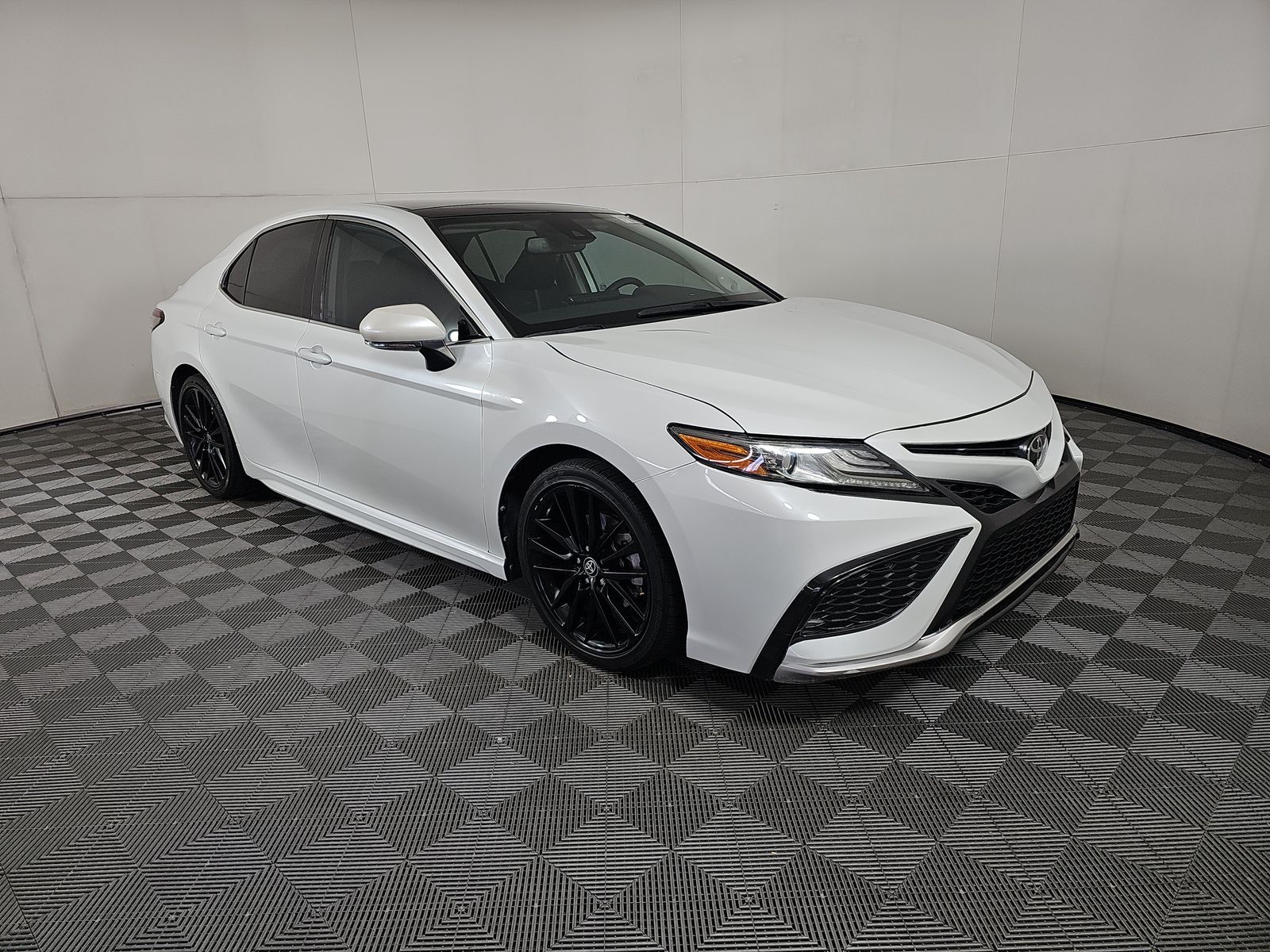 2022 Toyota Camry XSE FWD