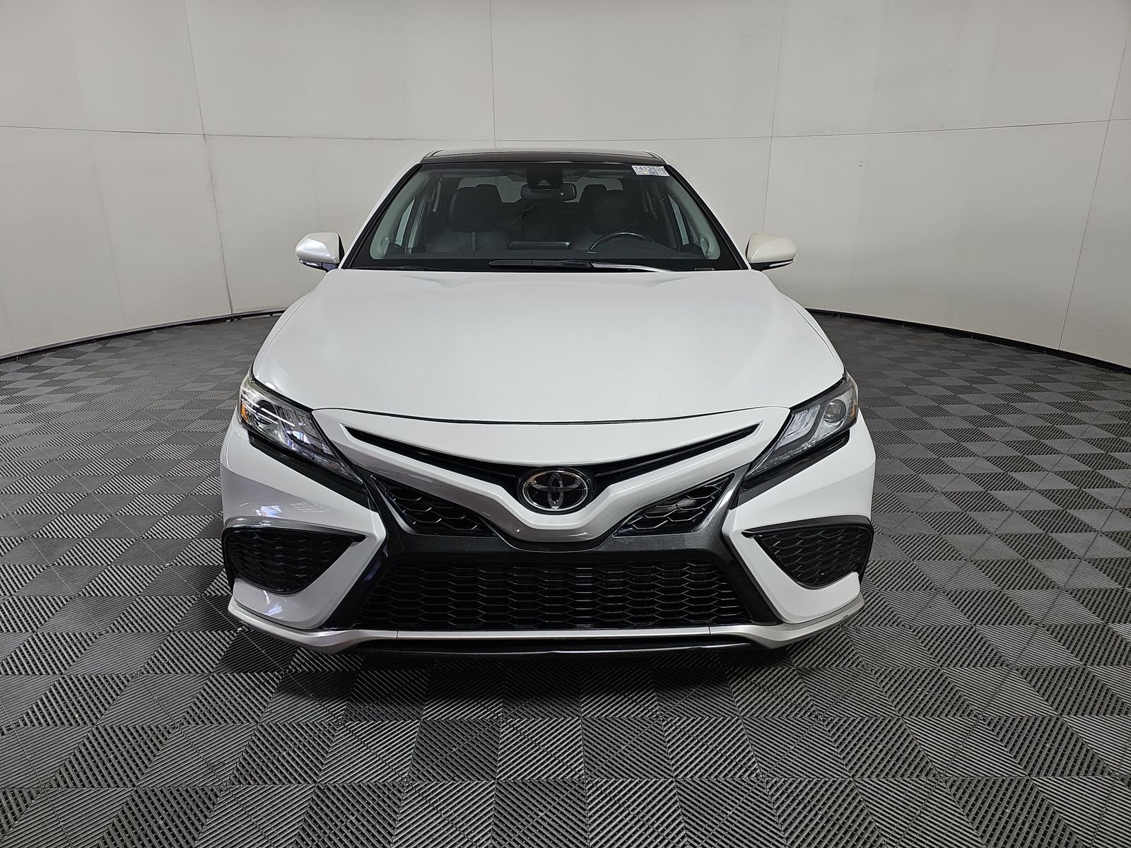 2022 Toyota Camry XSE FWD