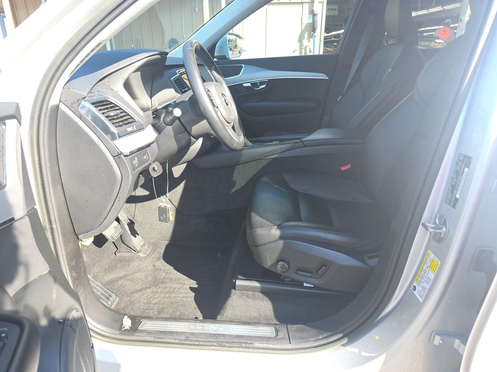 2022 Volvo XC90 T5 Momentum FWD