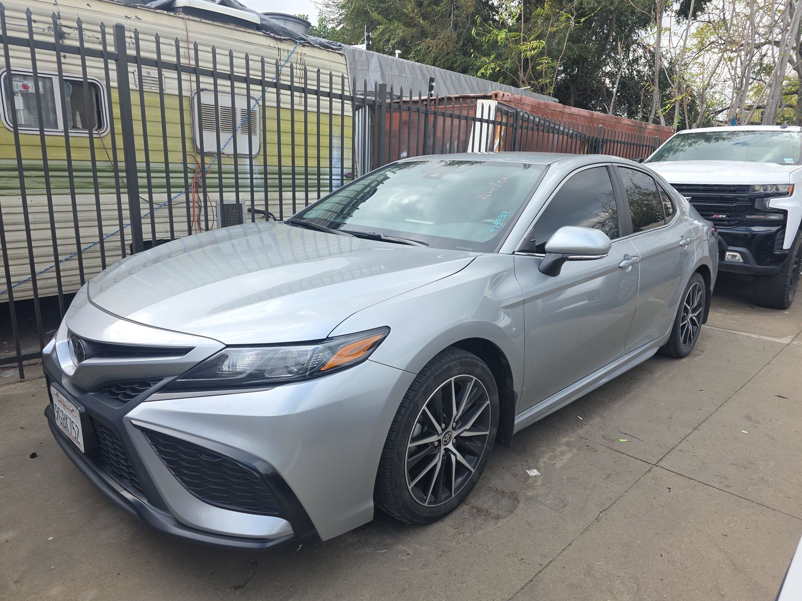 2023 Toyota Camry SE FWD