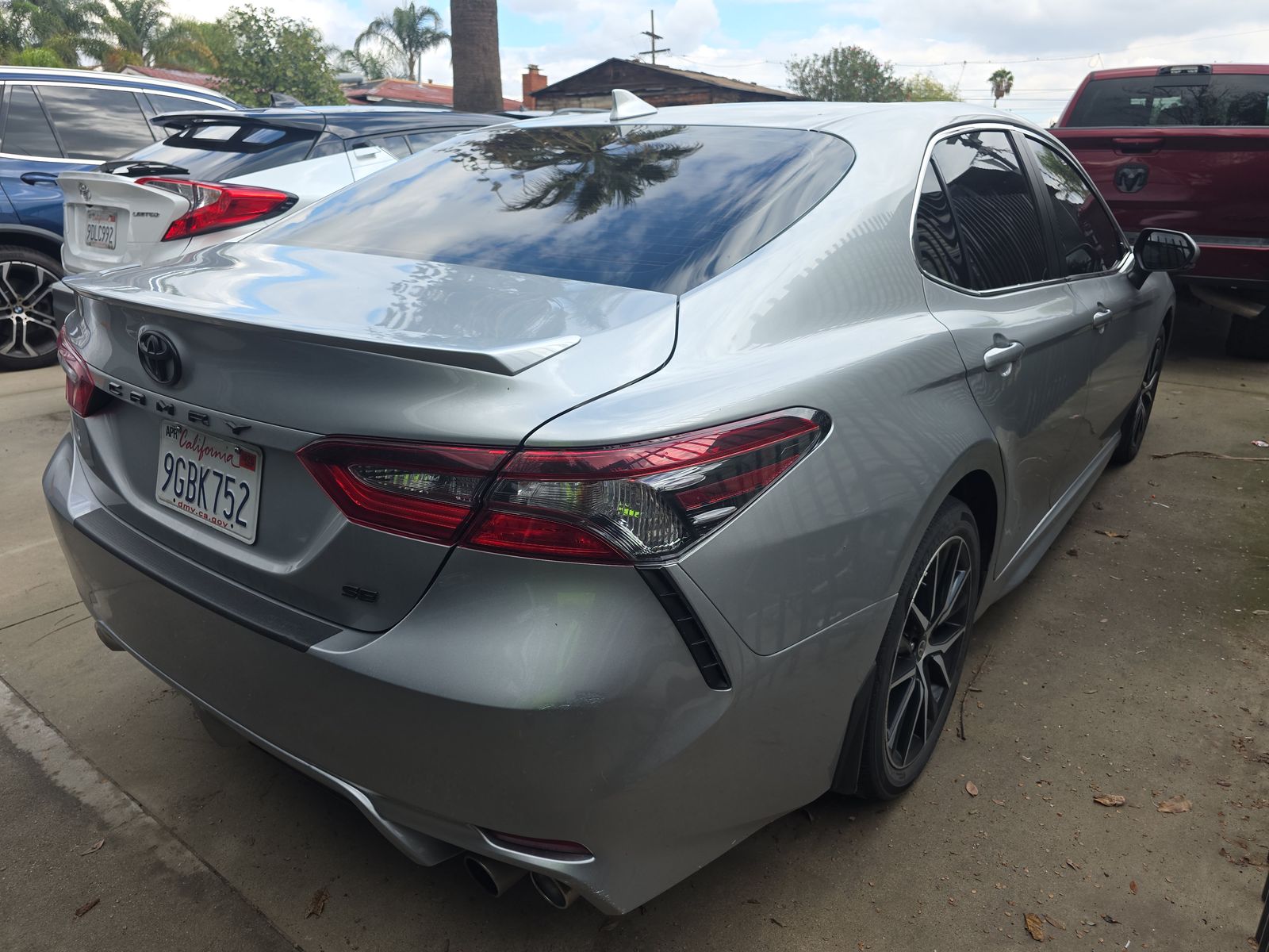 2023 Toyota Camry SE FWD