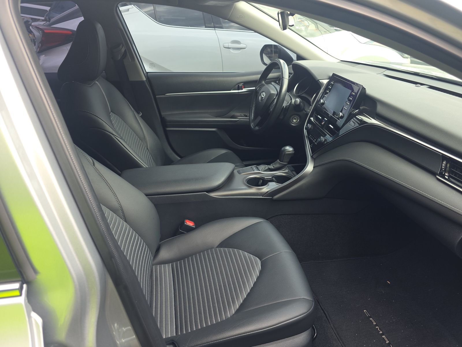 2023 Toyota Camry SE FWD