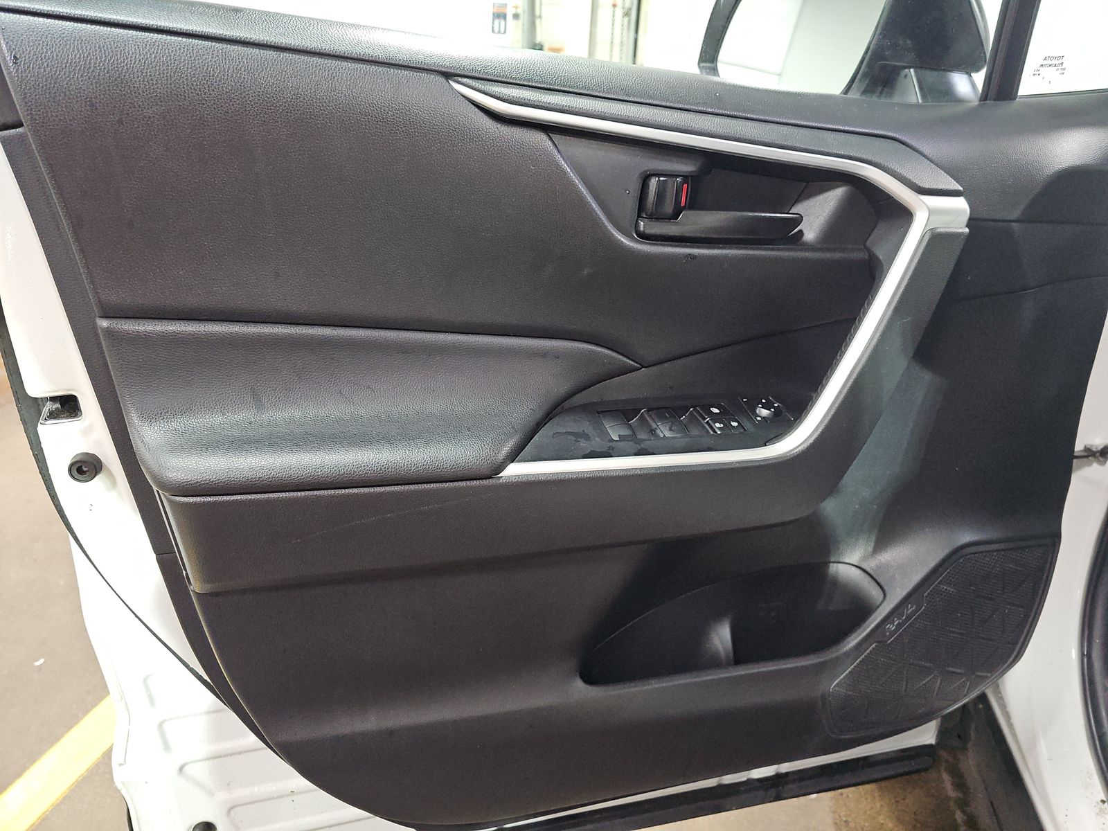 2023 Toyota RAV4 LE AWD