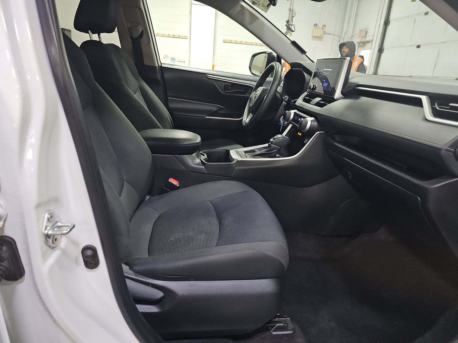 2023 Toyota RAV4 LE AWD