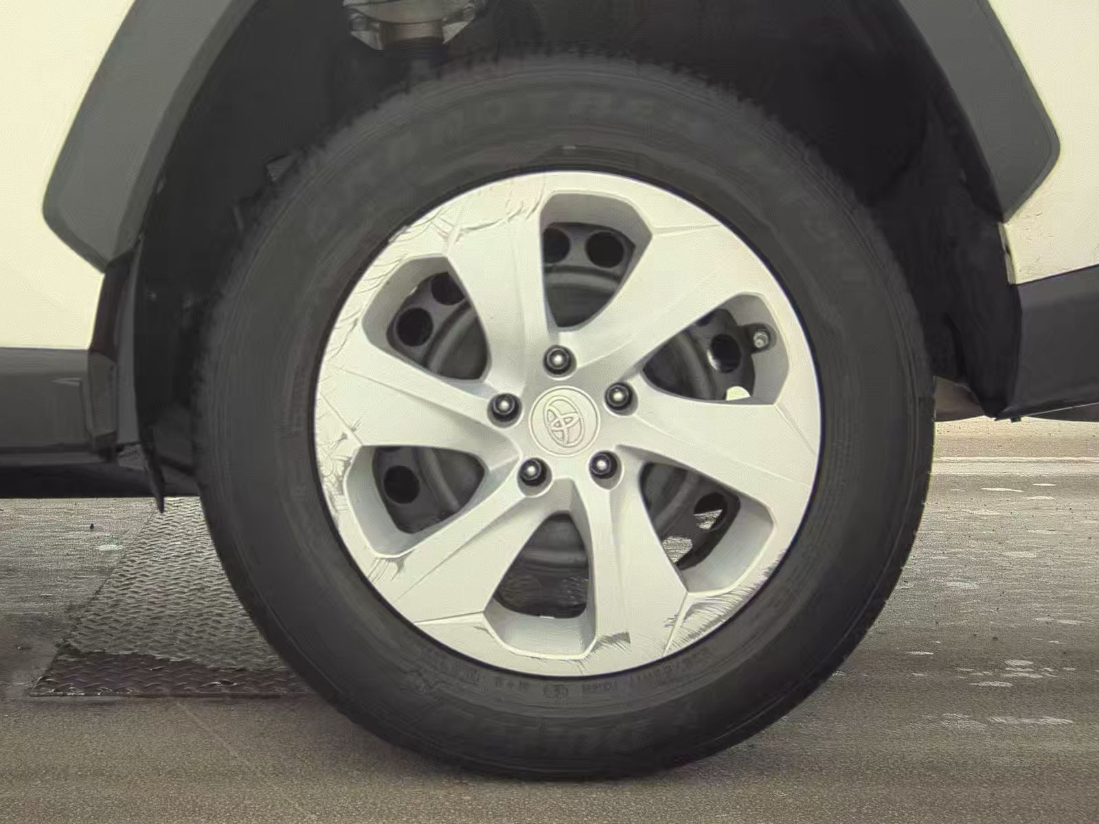 2023 Toyota RAV4 LE AWD