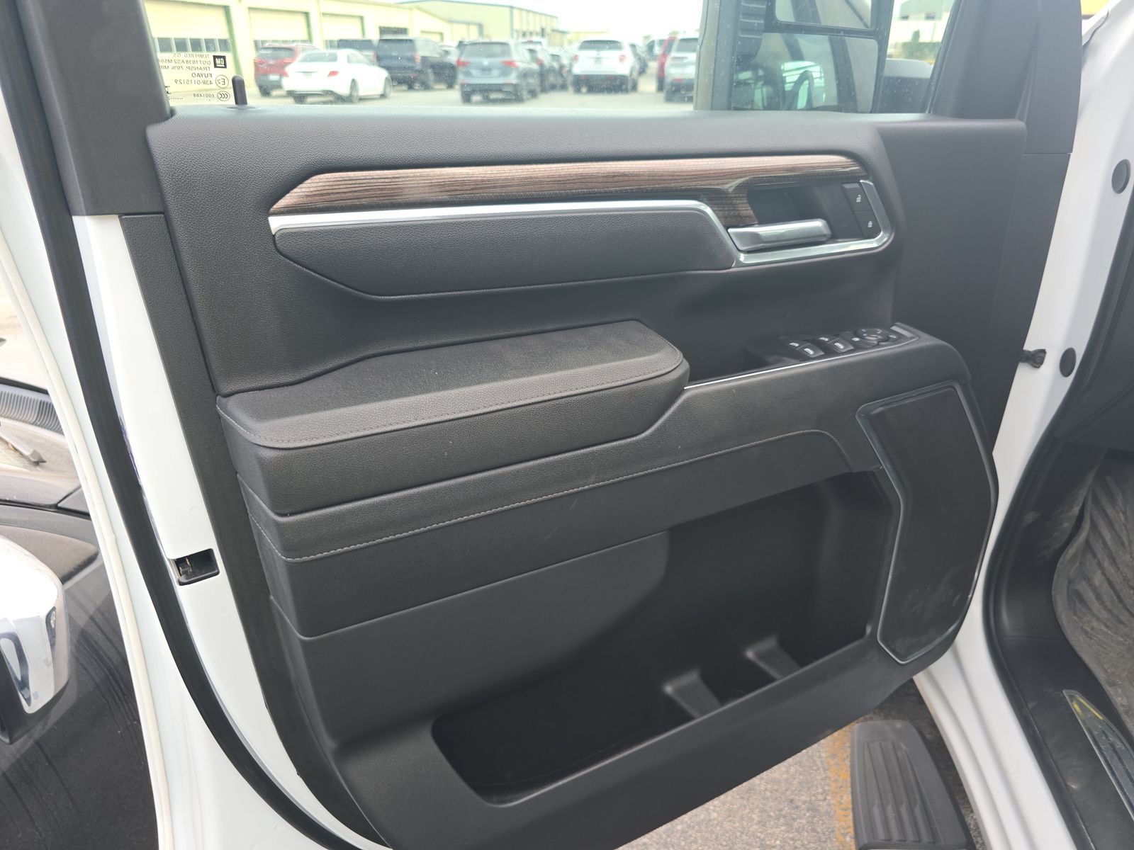 2025 Chevrolet Silverado 2500HD LT AWD