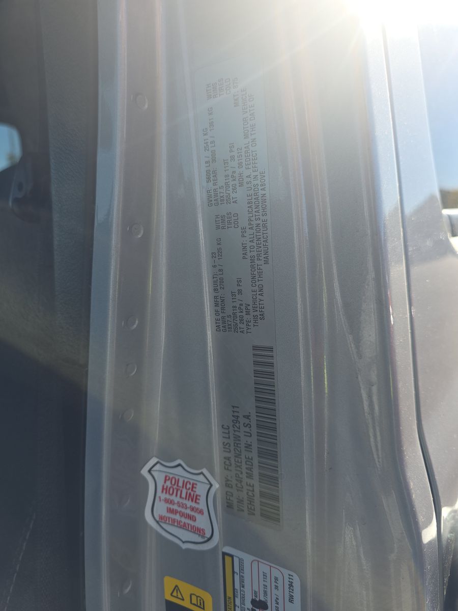 2024 Jeep Wrangler Sahara AWD