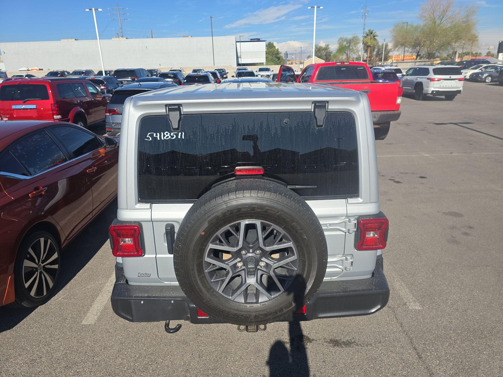 2024 Jeep Wrangler Sahara AWD